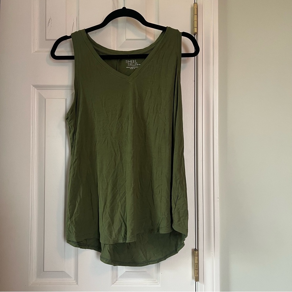 Time and Tru Forest Green Tank Top